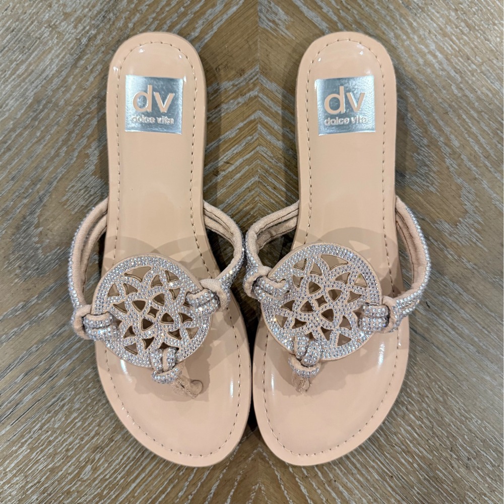 DV by Dolce Vita Gotie Rhinestone Thong Sandals Nude Blush Size 7 NWOB